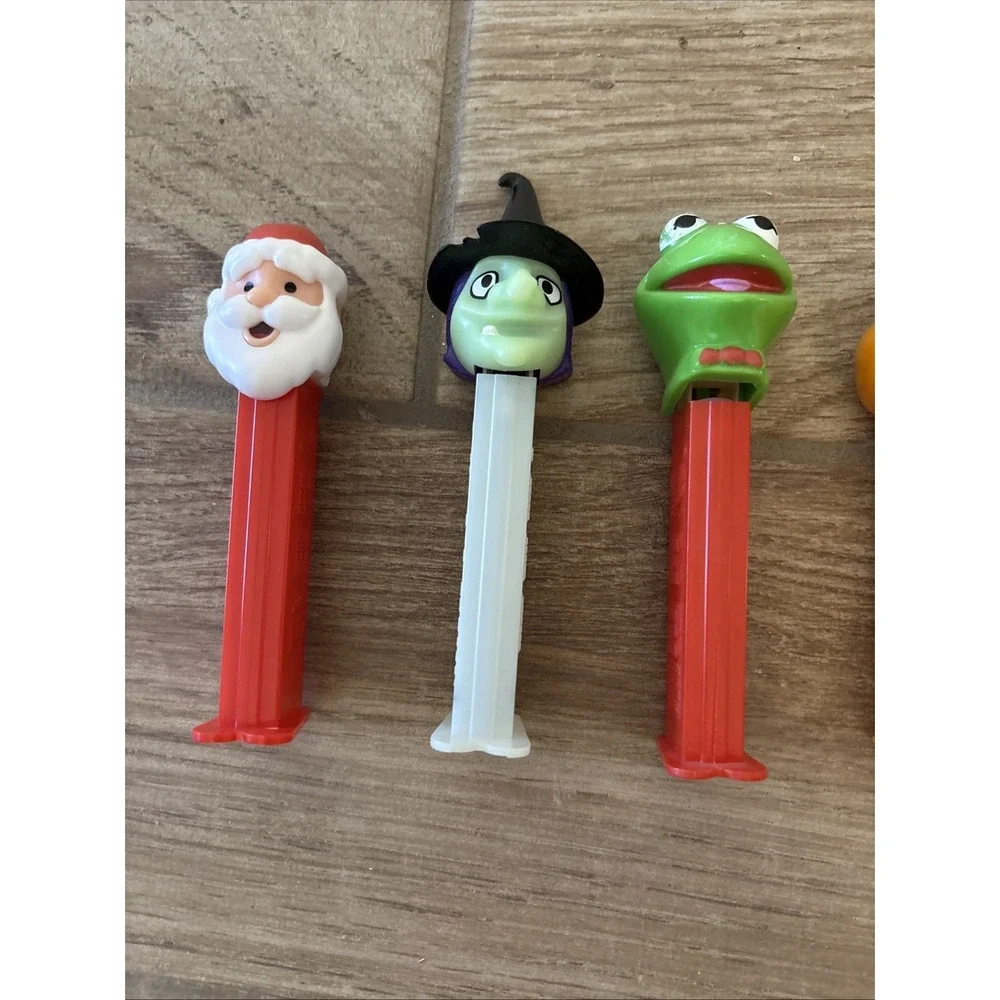 Vintage Halloween/ X-mas/ Disney/kermit/ Garfield‎ Pez Dispensers Lot Of 6